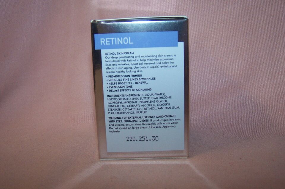 Global Beauty Care Retinol Anti-Aging Skin Cream 1.7 oz./50 ml. NEW in Box